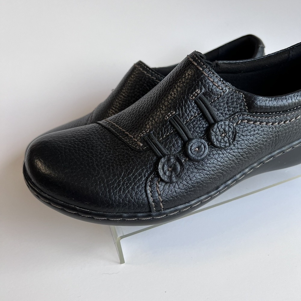 NEW Clarks Ashland Effie Flats 9M Leather Slip-On Black Loafer Shoe Cushioned